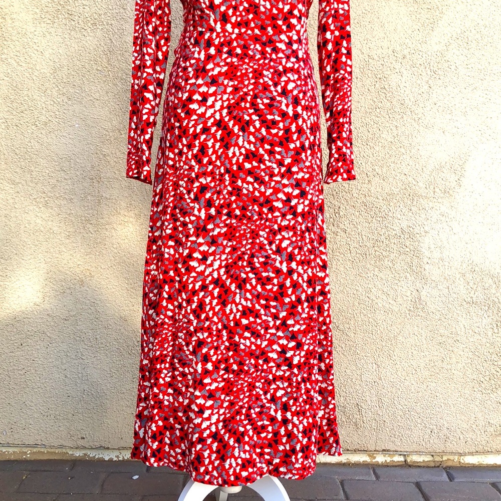 EXQUISE MIDI DRESS - Picture 8 of 16